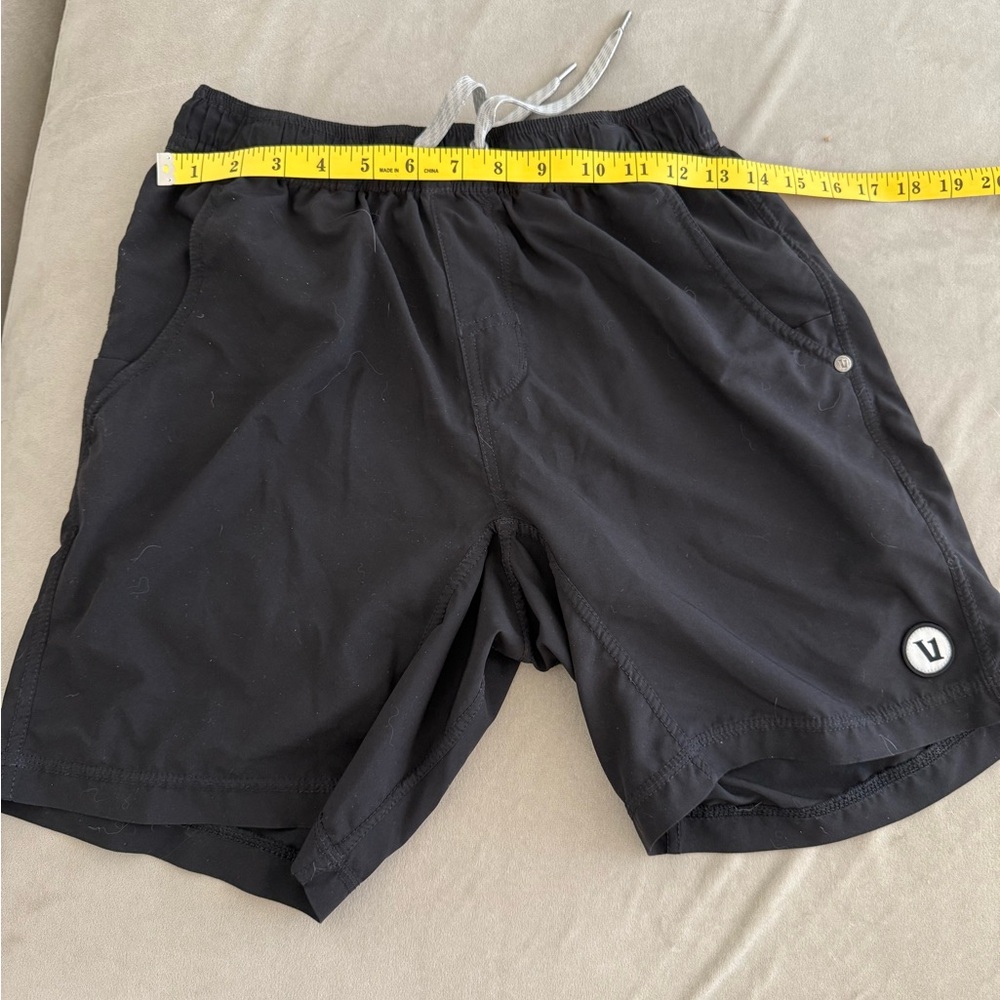 Vuori Black Athletic Shorts with liner